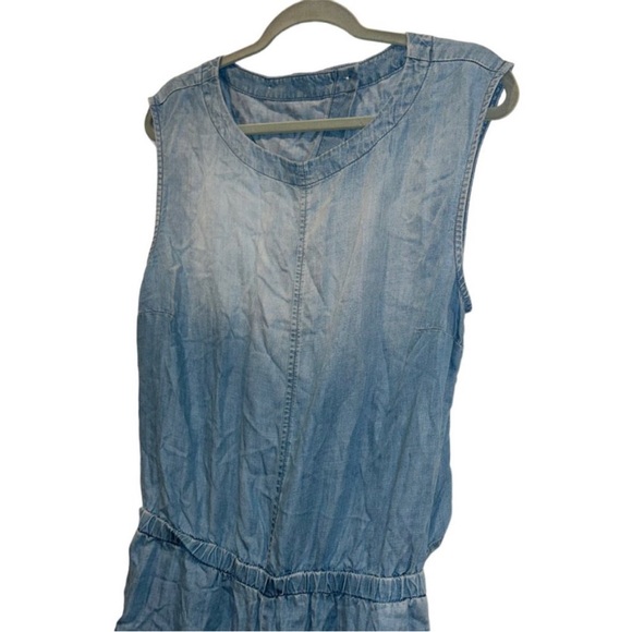 Anthropologie Cloth & Stone Chambray blue distressed-look Sleeveless jum… - Picture 4 of 6